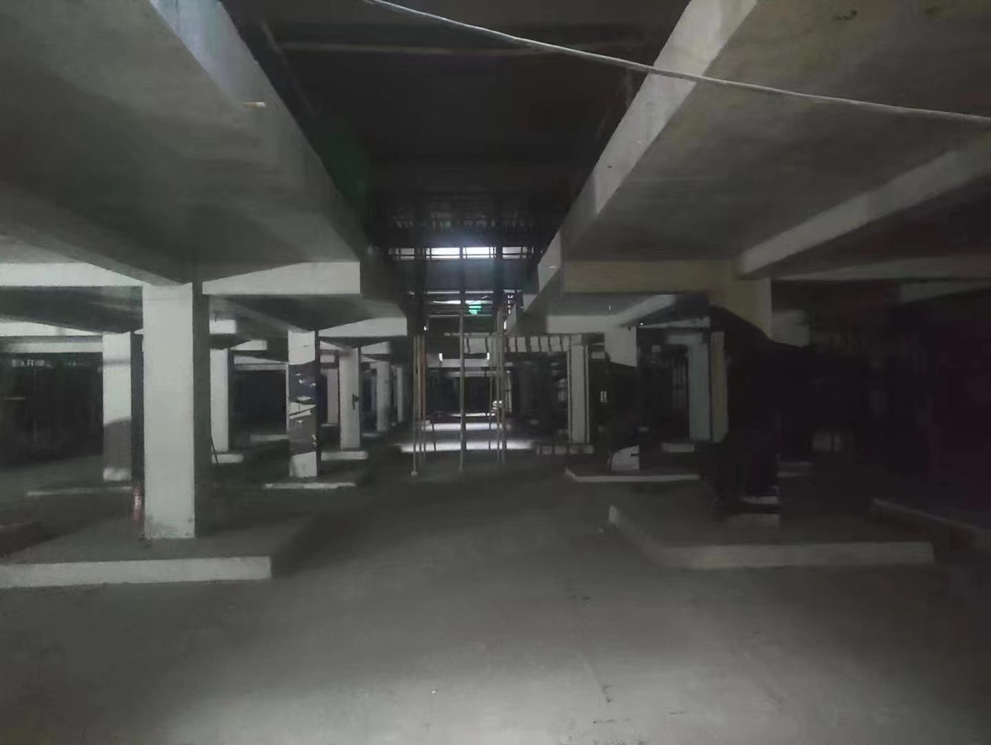 白银山东又一个上海博普LOFT车库拔地而起